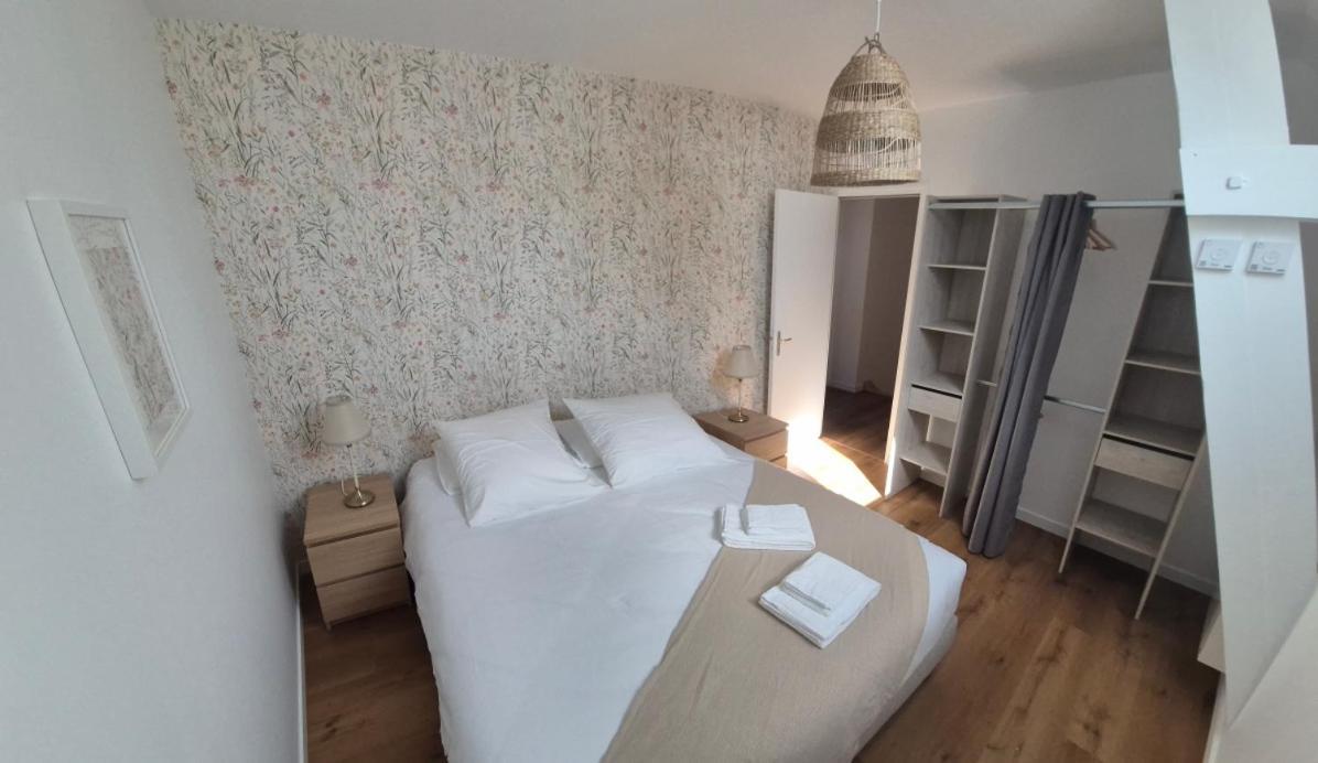Chambres D'Hotes & Gites - Domaine Les Sources Portbail Exterior foto