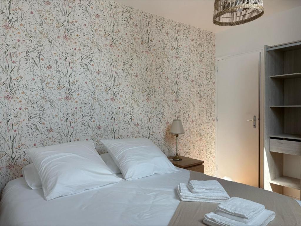 Chambres D'Hotes & Gites - Domaine Les Sources Portbail Exterior foto
